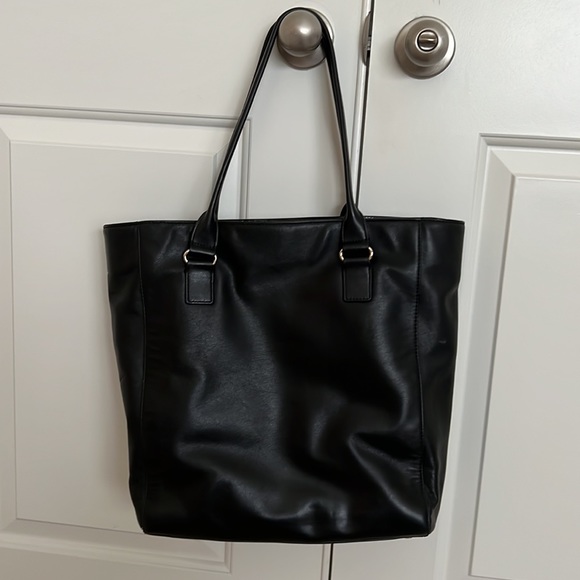 Kate Spade large tote in soft black leather - Picture 7 of 9